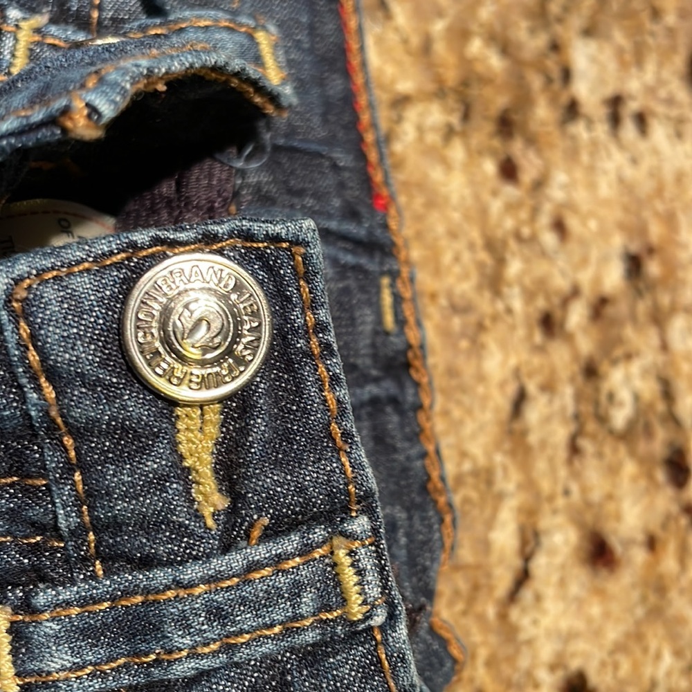 Jeans - Picture 3 of 4